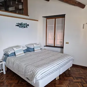 https://blue-windows.hotelitalianriviera.com